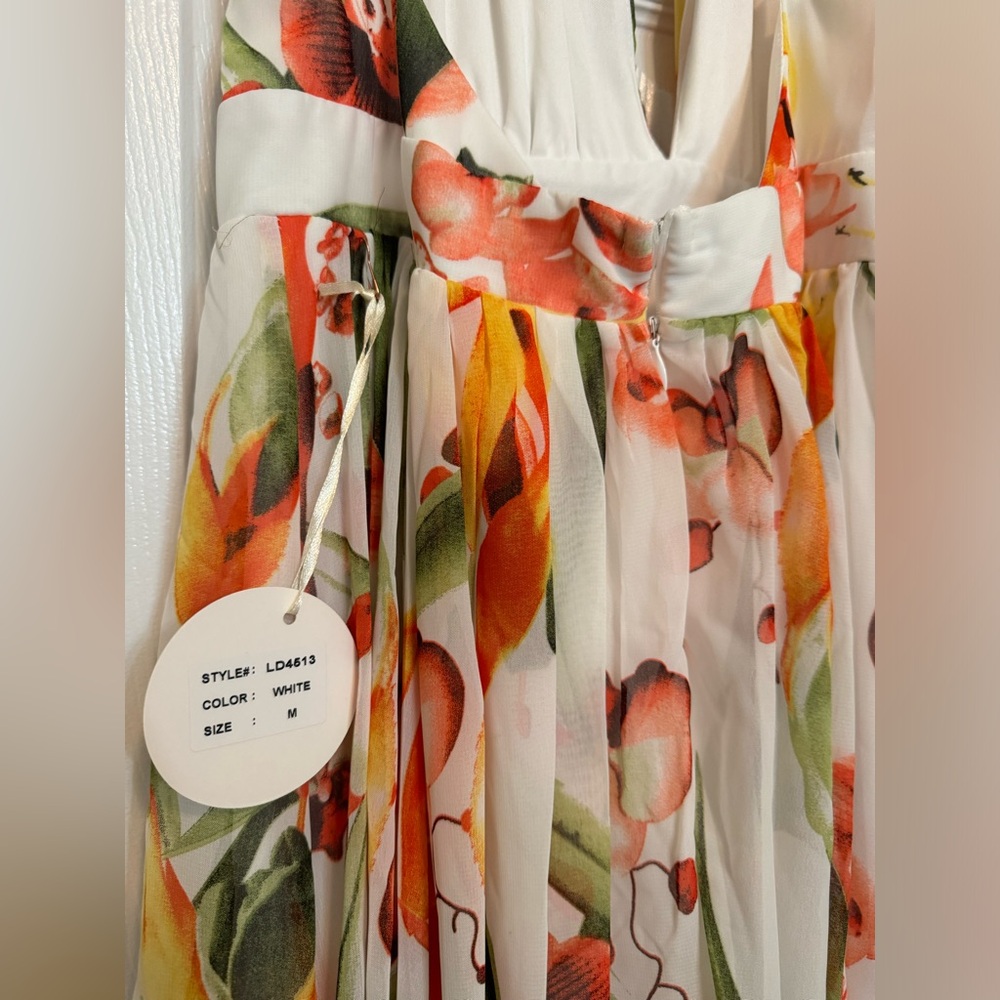 ❌❌SOLD❌❌ Luxxel Dress | Multi-colored | Size M - Picture 6 of 6